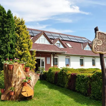 Fonix Apartmanhaz Nagypáli Exterior photo